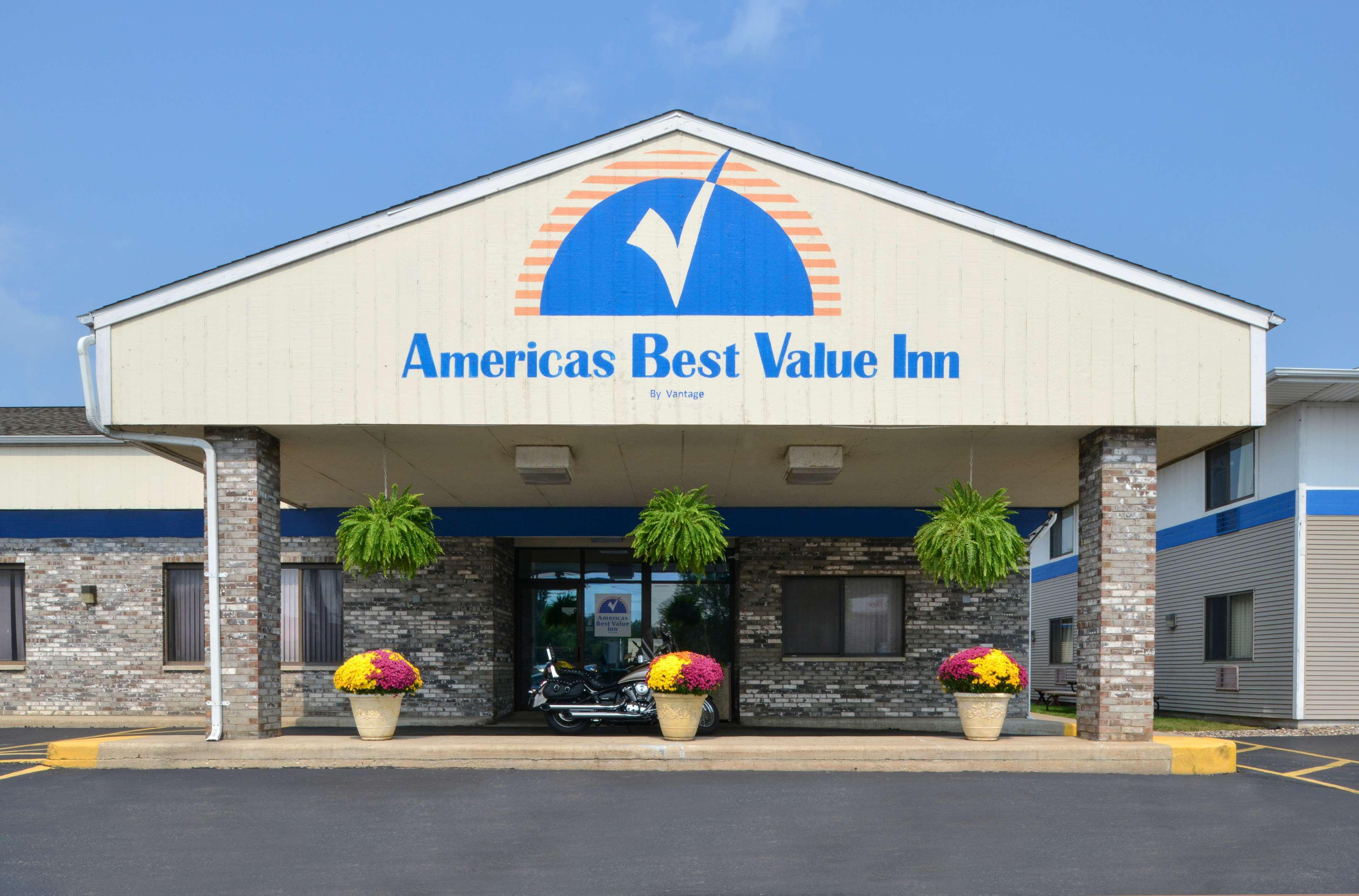 America'S Best Value Inn La Crosse Buitenkant foto