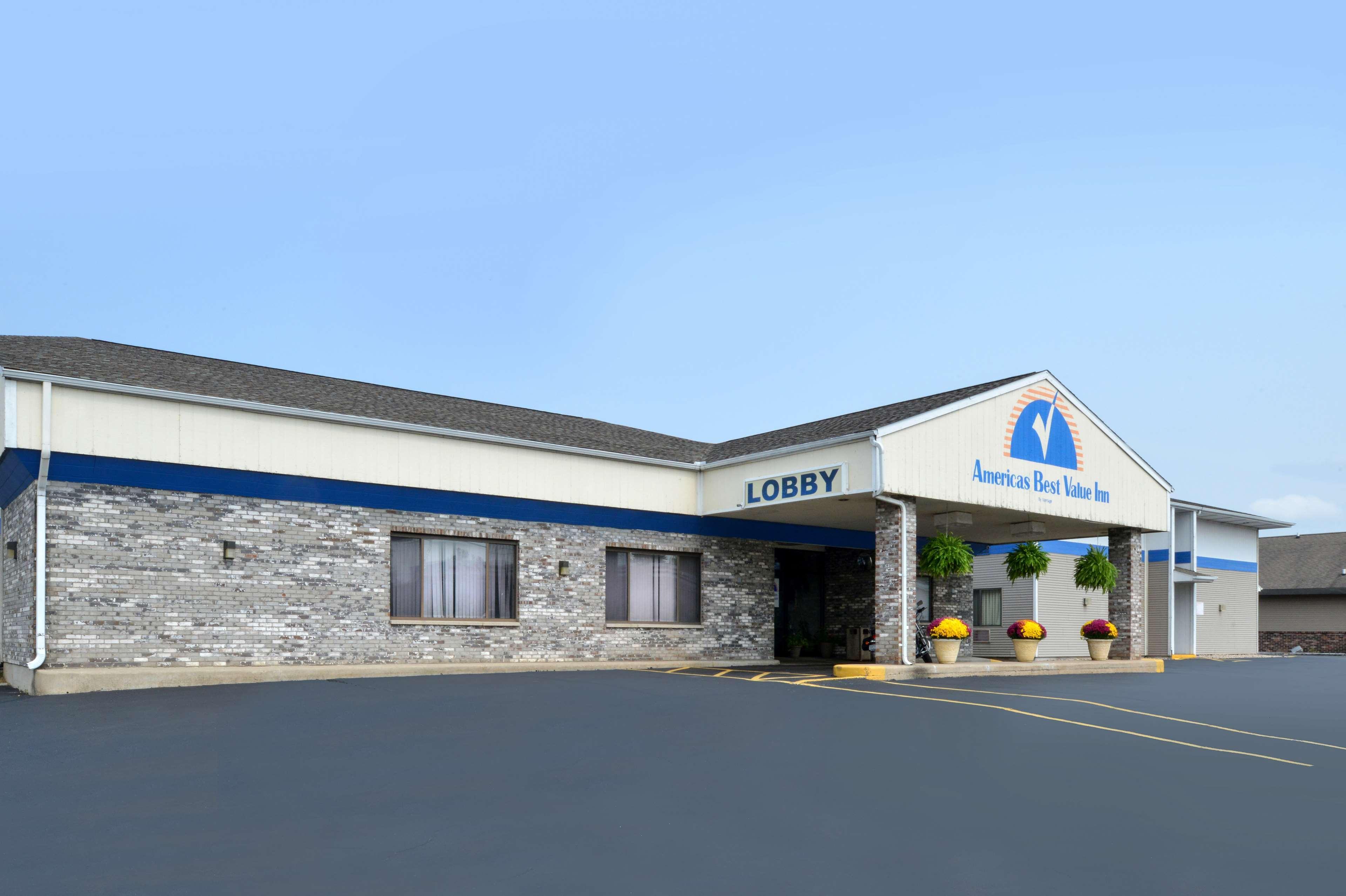 America'S Best Value Inn La Crosse Buitenkant foto